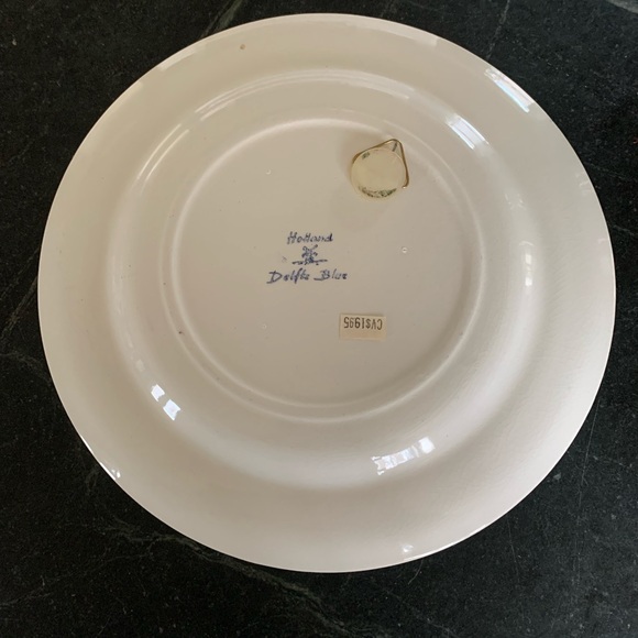 DELFT | Hand Painted Blue and White Vintage Plate - Picture 4 of 6